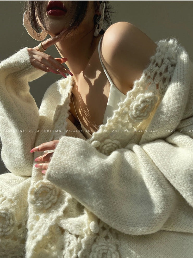 Aconiconi|Camellia Hollow Flower Wool Knit Cardigan