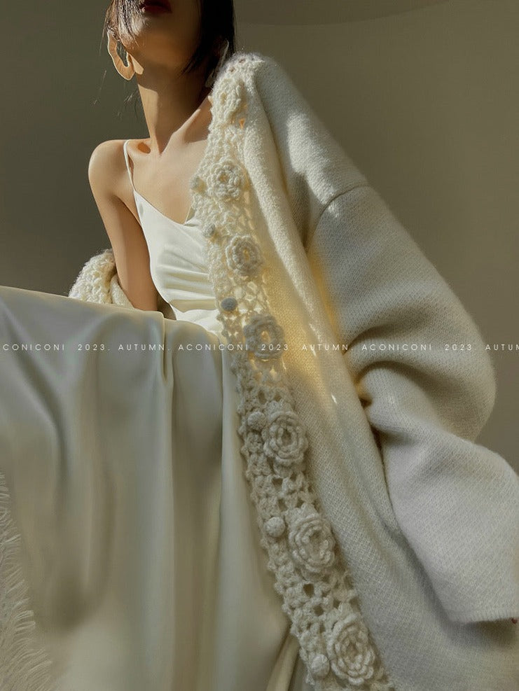 Aconiconi|Camellia Hollow Flower Wool Knit Cardigan