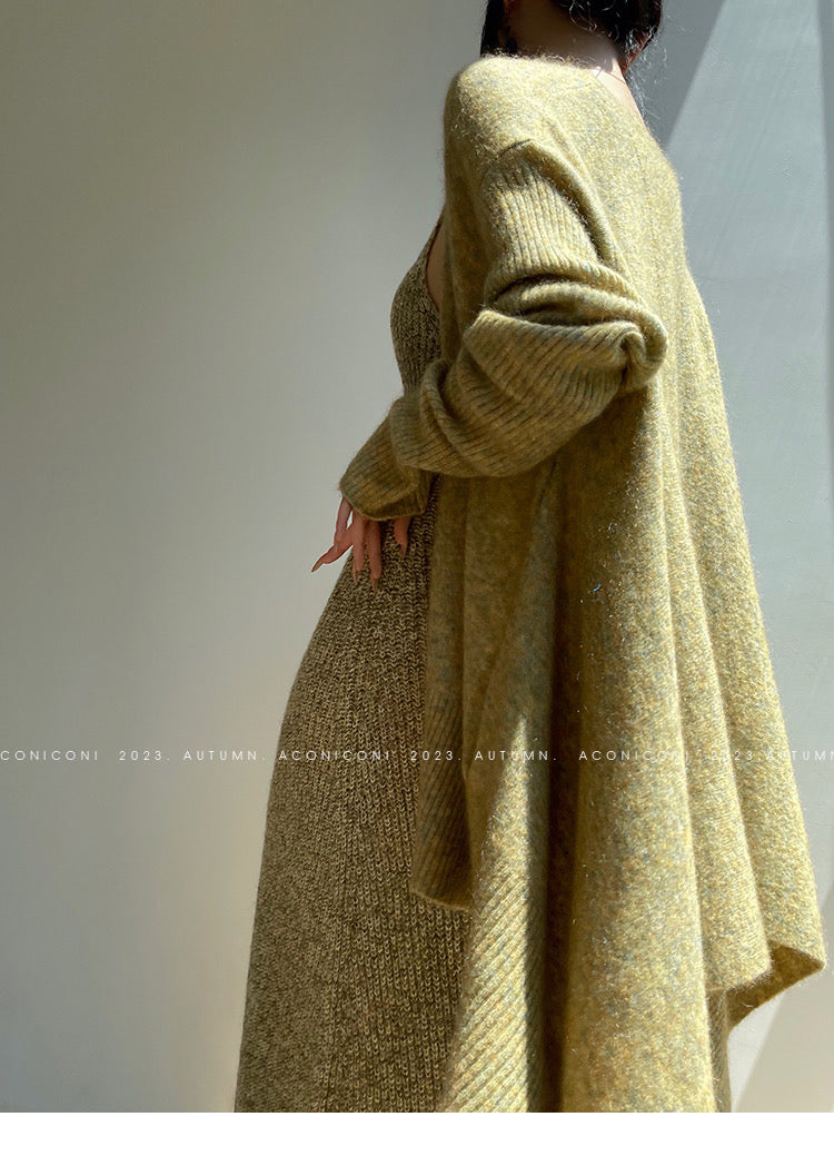 Aconiconi|Late autumn evening wool knitted suspender dress & cardigan