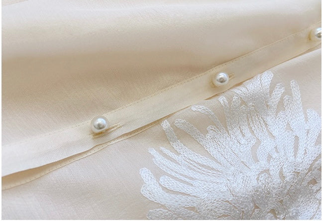 Reve | high-definition French lazy wind long-sleeved embroidery v-neck dress