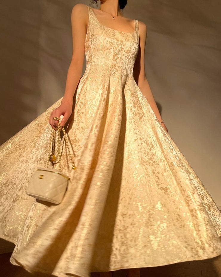 Aconiconi|Twilight Cloud Gilded French Temperament Light Luxury Dress
