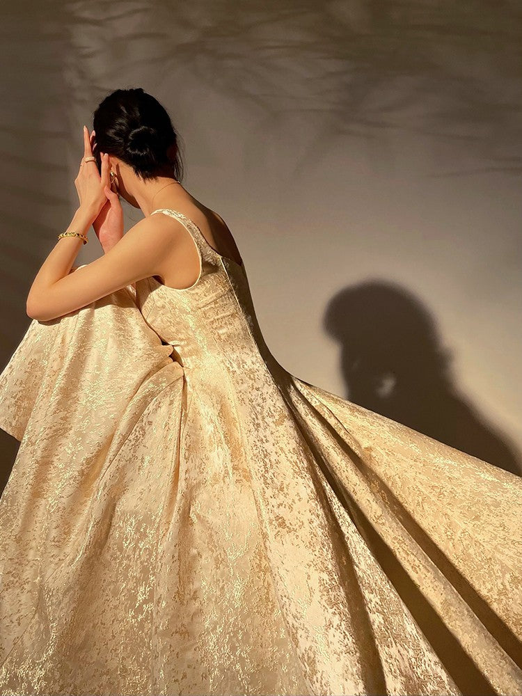 Aconiconi|Twilight Cloud Gilded French Temperament Light Luxury Dress