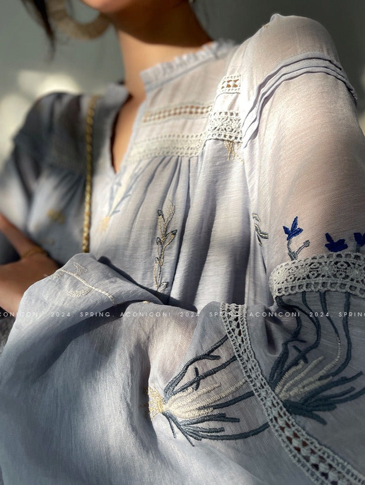 Aconiconi｜Blue Hibiscus  Embroidery Linen Dress