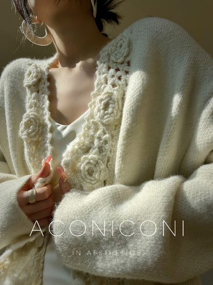 Aconiconi｜Camellia Hollow Flower Wool Knit Cardigan