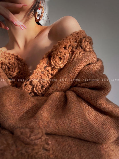 Aconiconi｜Camellia Hollow Flower Wool Knit Cardigan