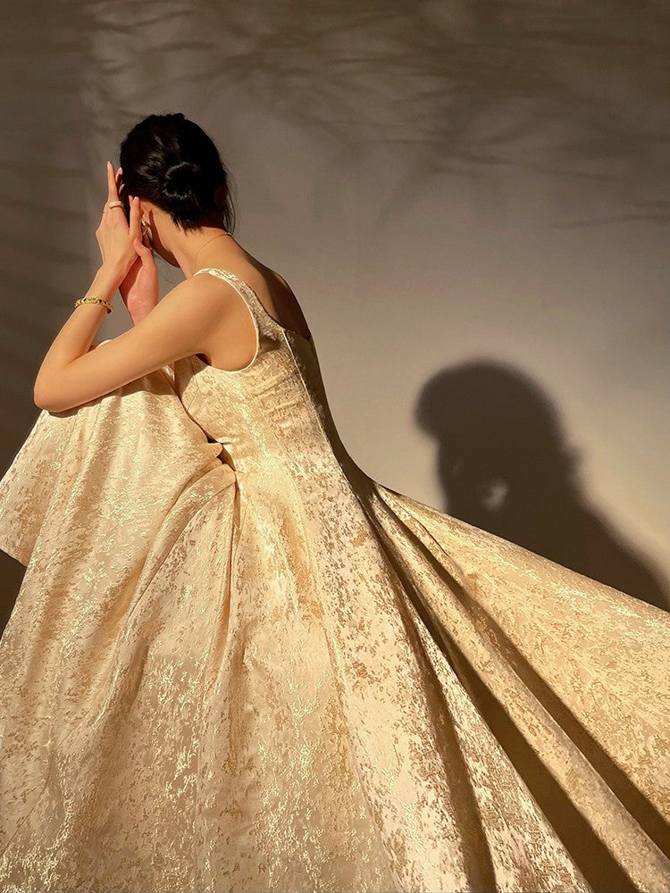 Aconiconi｜Twilight Cloud Gilded French Temperament Light Luxury Dress